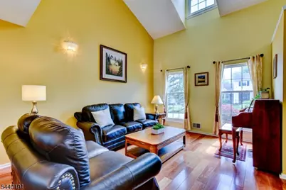 4 Dakota Trl, Branchburg Township, NJ 08876 - Photo 8