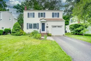 50 Tallmadge Ave, Chatham, NJ 07928 - Photo 1