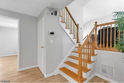23 Wayne Ter, Bernards Township, NJ 07920 - Photo 6