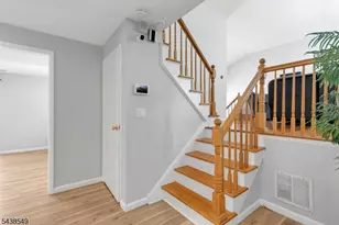23 Wayne Terrace, Bernards Township, NJ 07920 - Photo 6