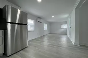 7 5th St, Wayne Twp., NJ 07470 - Photo 4