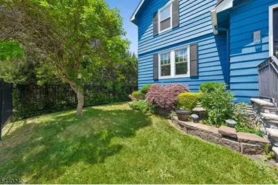 659 Raritan Rd, Cranford Township, NJ 07016 - Photo 32
