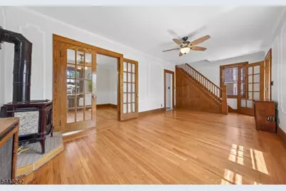 659 Raritan Rd, Cranford Township, NJ 07016 - Photo 6