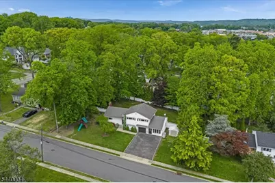 9 Linden Ln, Wayne, NJ 07470 - Photo 38