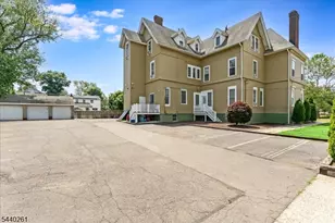 112 Westervelt Ave, North Plainfield, NJ 07060 - Photo 2