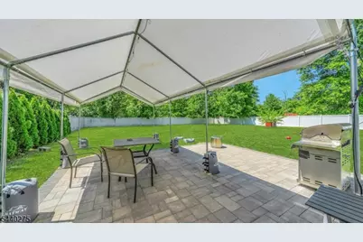 106 Steinmetz Rd, Hillsborough Township, NJ 08844 - Photo 20