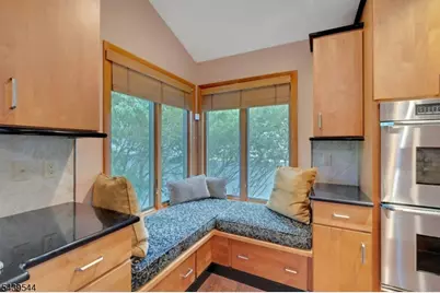 8 Marlo Road, Livingston, NJ 07039 - Photo 22