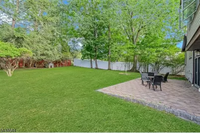 8 Marlo Road, Livingston, NJ 07039 - Photo 38