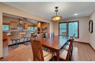 8 Marlo Road, Livingston, NJ 07039 - Photo 14