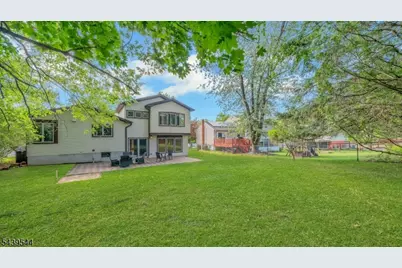 8 Marlo Road, Livingston, NJ 07039 - Photo 2