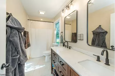 40 Hancock Dr, West Milford, NJ 07480 - Photo 18