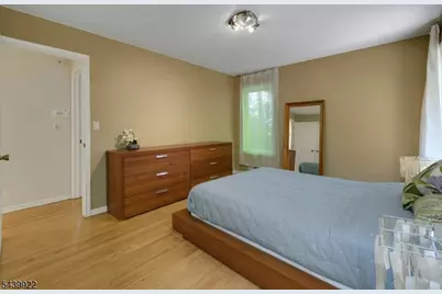 34 Bear Brook Ln, Livingston, NJ 07039 - Photo 16