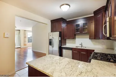 104 E Elizabeth Ave #303, Linden, NJ 07036 - Photo 2