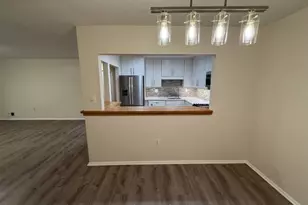 95 Sapphire Ln, Franklin Township, NJ 08823 - Photo 6