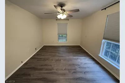 95 Sapphire Ln, Franklin Township, NJ 08823 - Photo 14