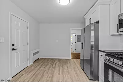 115 Smith St #2B, Newark, NJ 07106 - Photo 6