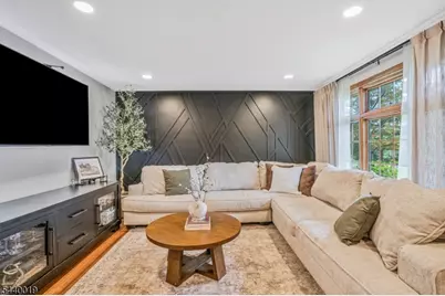 1011 Washington Valley Rd, Bridgewater, NJ 07920 - Photo 6