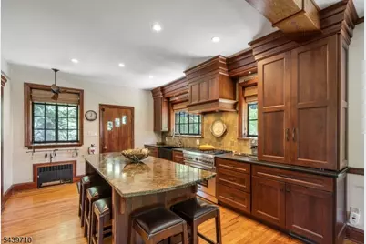 10 Cedar St, Bernards Township, NJ 07920 - Photo 24