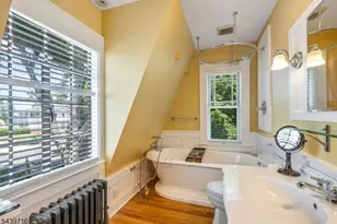 10 Cedar St, Bernards Township, NJ 07920 - Photo 18