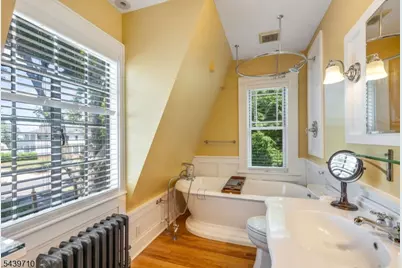 10 Cedar St, Bernards Township, NJ 07920 - Photo 18
