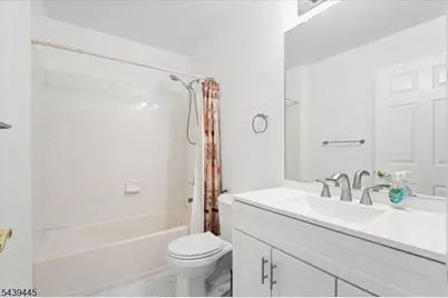 334 Wilshire Dr, Nutley, NJ 07110 - Photo 8