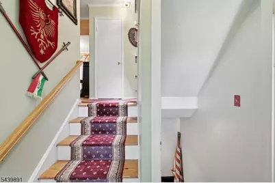 11 Trafalgar Ct, Washington Township, NJ 07840 - Photo 8