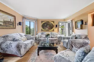 11 Trafalgar Ct, Washington Township, NJ 07840 - Photo 10