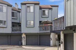 11 Trafalgar Ct, Washington Township, NJ 07840 - Photo 44