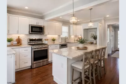 634 Sherman Ave, Roselle Park, NJ 07204 - Photo 1