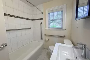 604-D Chestnut St, Union Township, NJ 07083 - Photo 6