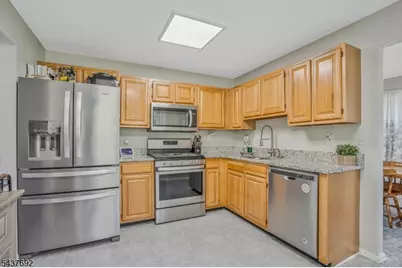 130 Arbor Way, Branchburg Township, NJ 08876 - Photo 8