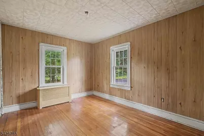 47 Sergeantsville Rd, Raritan Township, NJ 08822 - Photo 14