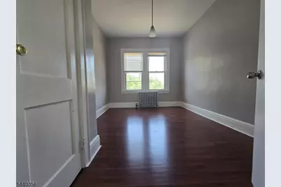 170 Bellevue St #2R, Elizabeth, NJ 07202 - Photo 8