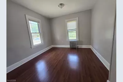 170 Bellevue St #2R, Elizabeth, NJ 07202 - Photo 2