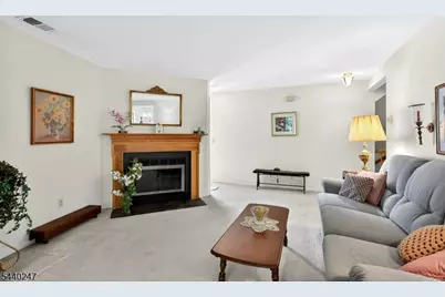 118 Terrace Dr, Chatham Township, NJ 07928 - Photo 4
