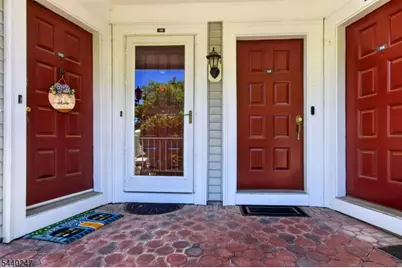 118 Terrace Dr, Chatham Township, NJ 07928 - Photo 2