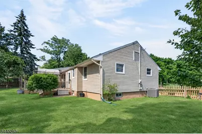 122 Runyon Ave, Piscataway Township, NJ 08854 - Photo 32