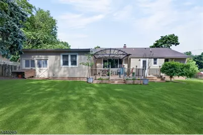 122 Runyon Ave, Piscataway Township, NJ 08854 - Photo 36