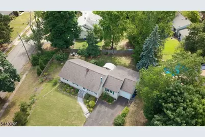 122 Runyon Ave, Piscataway Township, NJ 08854 - Photo 6