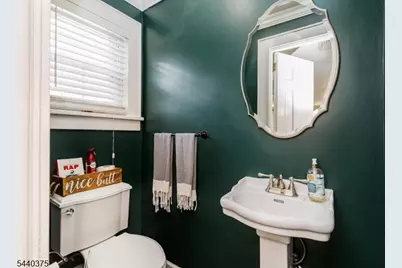 160 Woodland Ave, Verona, NJ 07044 - Photo 18