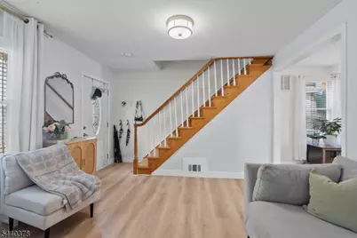10 Arcadia Pl, Union Township, NJ 07088 - Photo 4