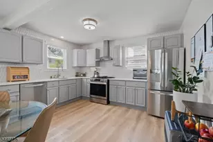 10 Arcadia Pl, Union Township, NJ 07088 - Photo 10
