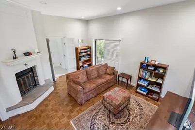 7 Christina Ct, Madison, NJ 07940 - Photo 8