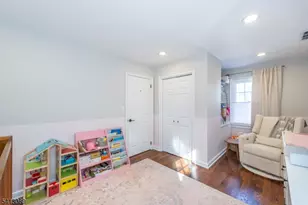 5 Murray Hill Square, New Providence, NJ 07974 - Photo 18
