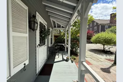 5 Murray Hill Sq, New Providence, NJ 07974 - Photo 4
