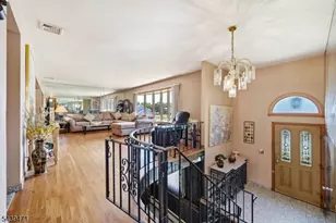 383 Talbot Dr, Fairfield, NJ 07004 - Photo 4