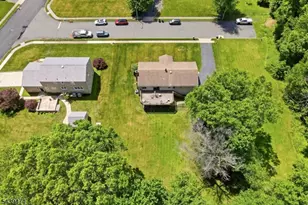 383 Talbot Dr, Fairfield, NJ 07004 - Photo 42