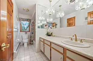 383 Talbot Dr, Fairfield, NJ 07004 - Photo 18