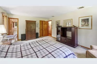 383 Talbot Dr, Fairfield, NJ 07004 - Photo 26