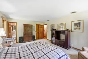 383 Talbot Dr, Fairfield, NJ 07004 - Photo 26
